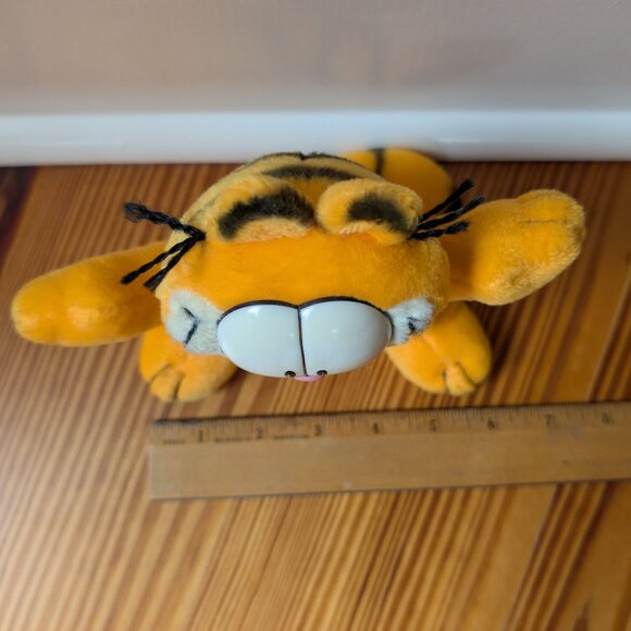 Vintage Garfield Plush Stuffed Toy - Picture 6 of 7